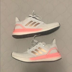 Women’s Adidas UltraBoost 20 Size 8